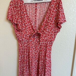 Lulu's Red and White Floral Tie-Front Maxi Dress